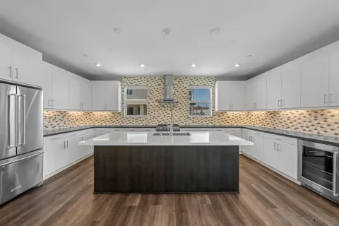 $1,945,000 | 2602 Avella Drive, San Diego, CA 92108