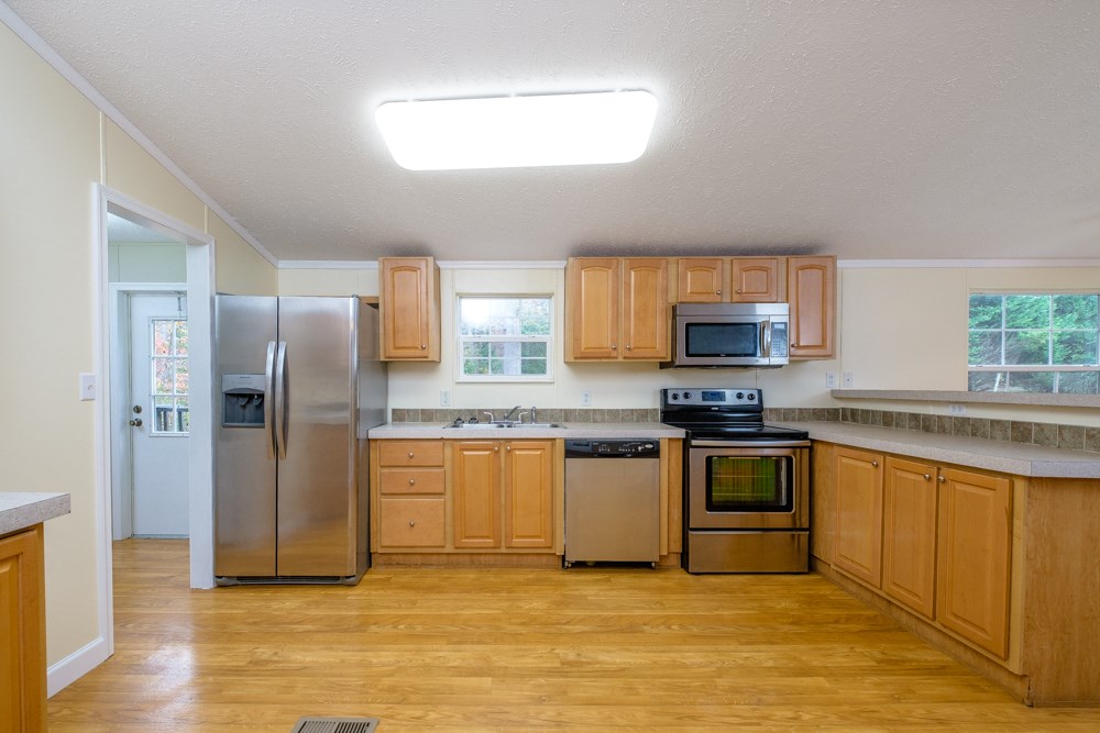 18703 Huckleberry Road Elkton, VA 22827 - Photo 3 of 30 Gallery Image 3