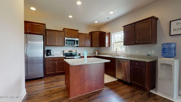 $2,200 | 603 Bonarva Court, Jacksonville, NC 28546