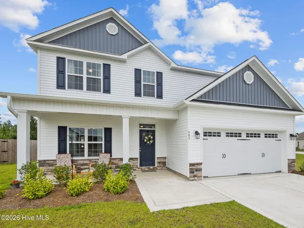 $2,200 | 603 Bonarva Court, Jacksonville, NC 28546