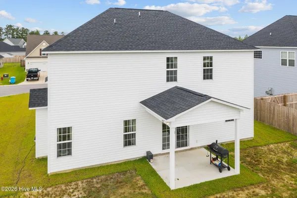 $2,200 | 603 Bonarva Court, Jacksonville, NC 28546