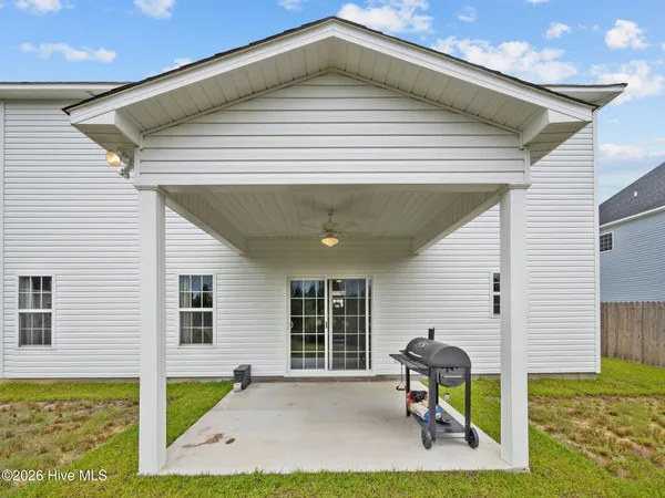 $2,200 | 603 Bonarva Court, Jacksonville, NC 28546
