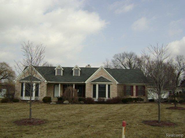 45300 Geddes Road Canton, MI 48188 - Photo 1 of 12 DSC02687