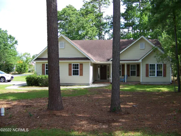 $2,000 | 901 Lord Granville Drive, Morehead City, NC 28557