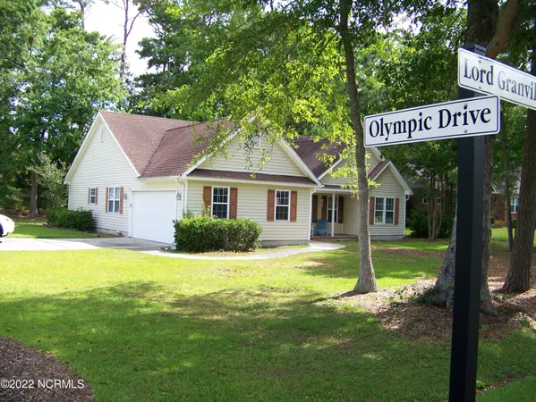 $2,000 | 901 Lord Granville Drive, Morehead City, NC 28557