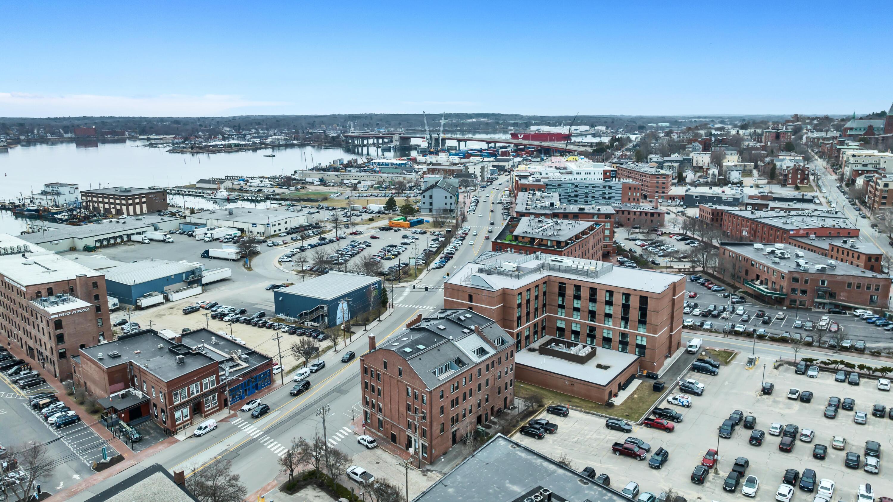 269 Commercial Street, Unit 5D Portland, ME 04101 - Photo 33 of 36 DJI_0224