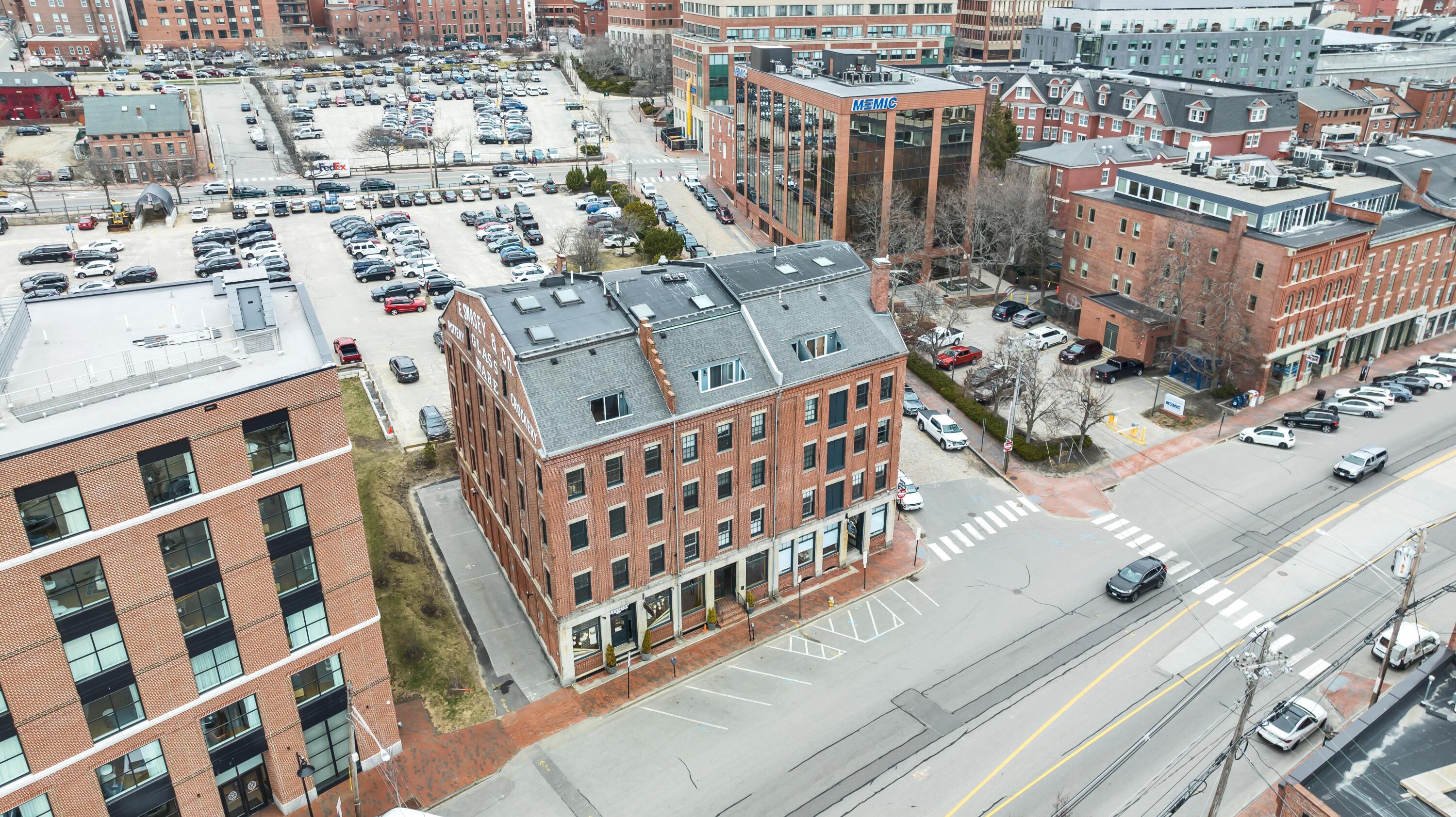 269 Commercial Street, Unit 5D Portland, ME 04101 - Photo 4 of 36 DJI_0231