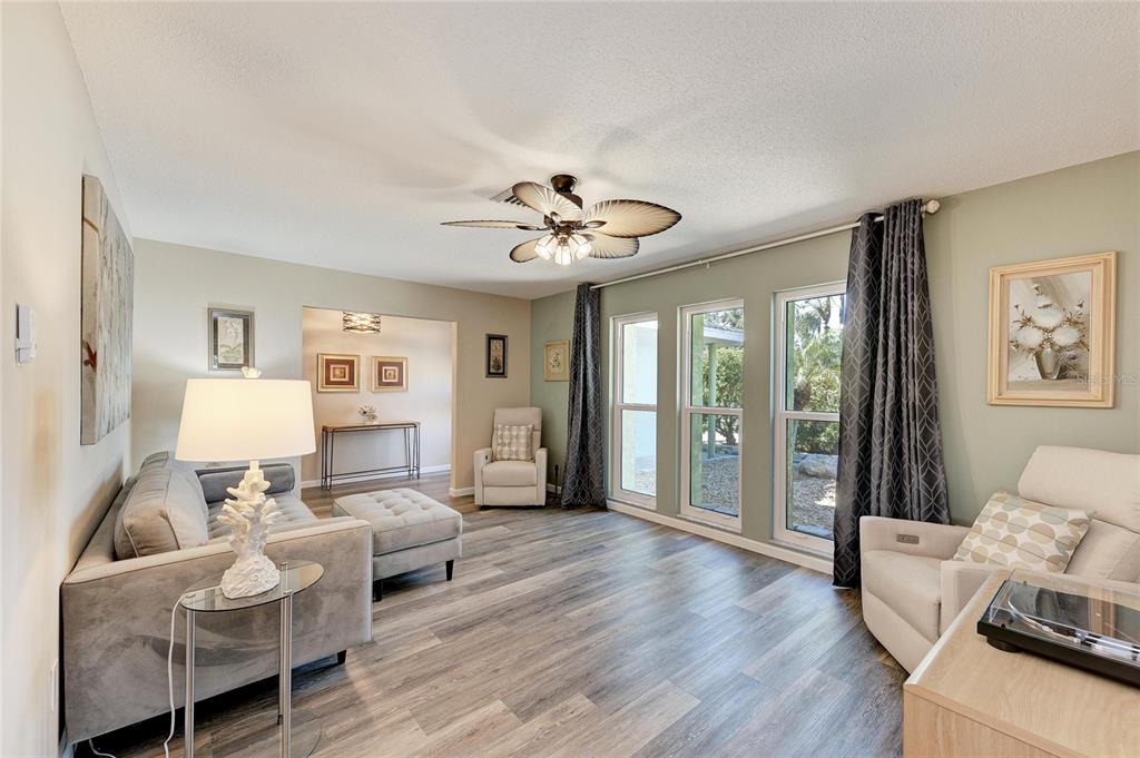 1184 Kenisco Road Venice, FL 34293 - Photo 18 of 47