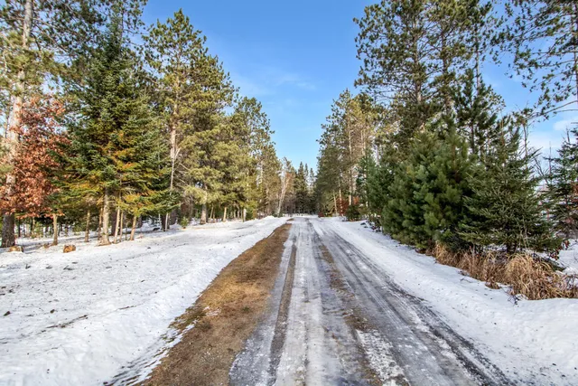 $515,000 | 363 PINE Acrs Trail Northwest, Backus, MN 56435