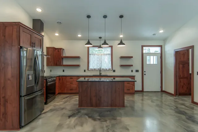 $515,000 | 363 PINE Acrs Trail Northwest, Backus, MN 56435