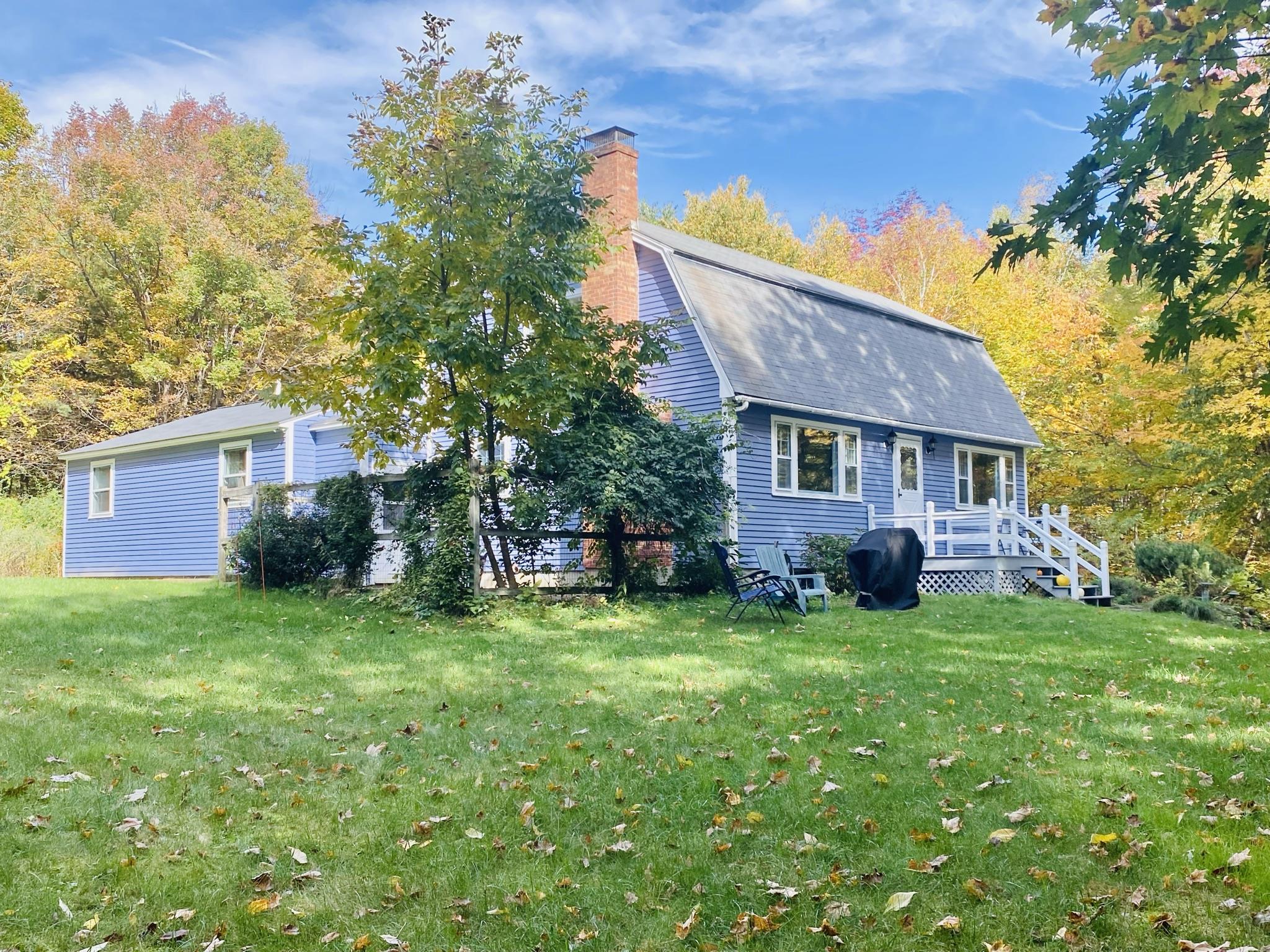 238 Joe English Road New Boston, NH 03070 - Photo 4 of 37 Gallery Image 4
