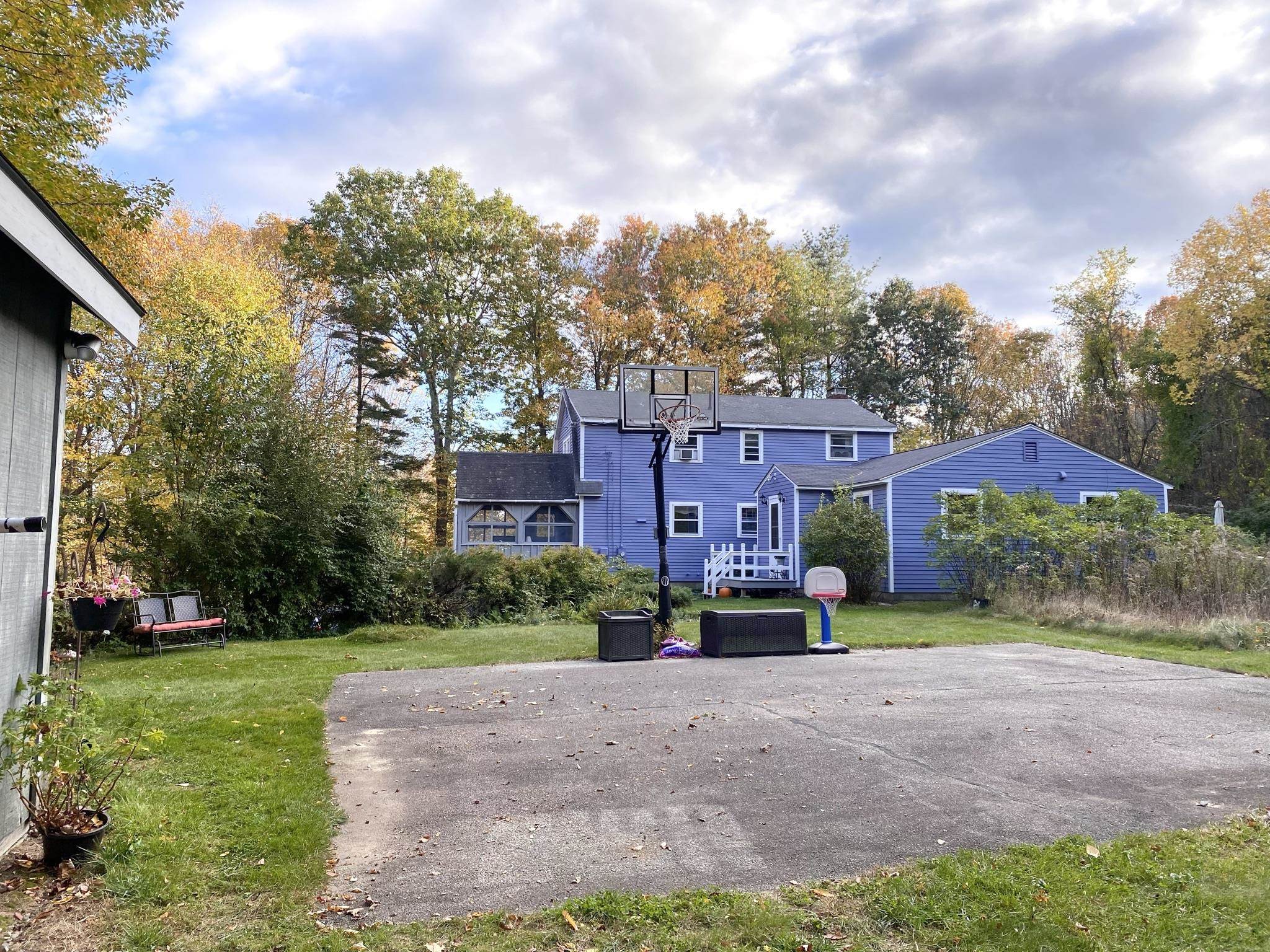 238 Joe English Road New Boston, NH 03070 - Photo 6 of 37 Gallery Image 6