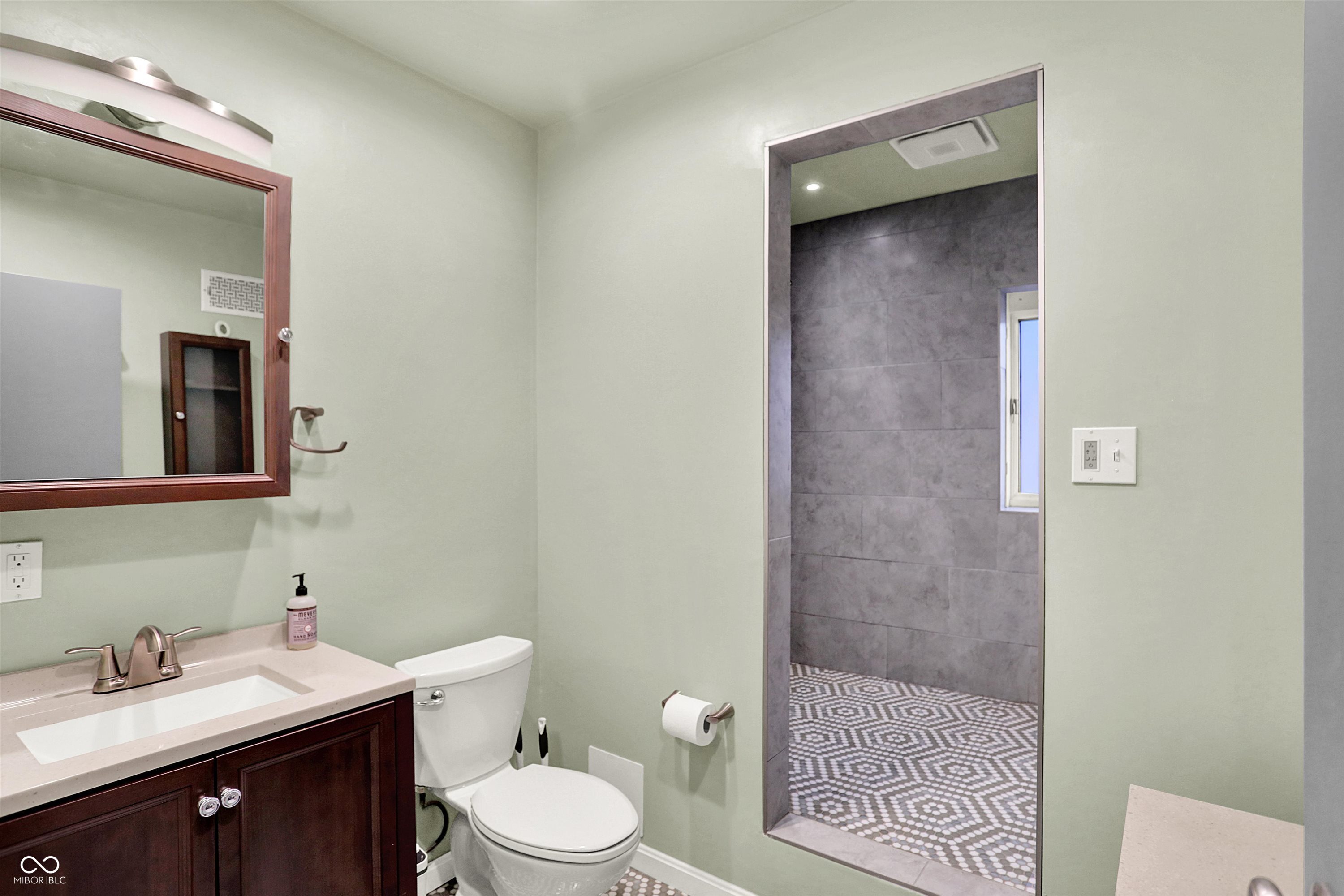 3715 Governors Road Indianapolis, IN 46208 - Photo 33 of 59