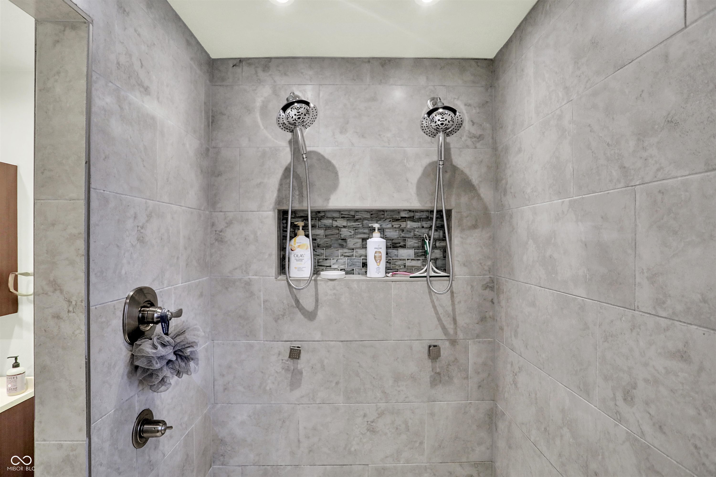 3715 Governors Road Indianapolis, IN 46208 - Photo 35 of 59