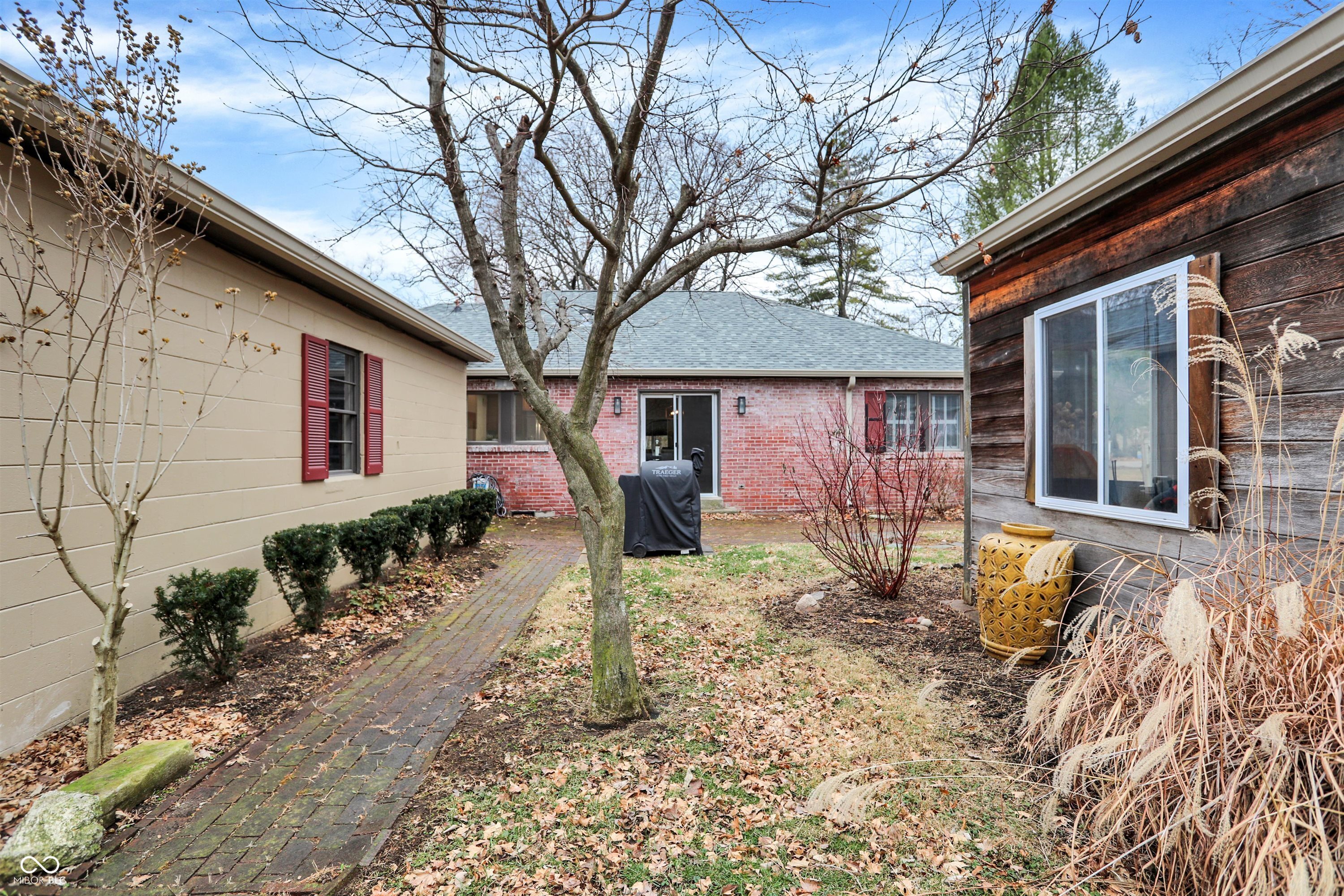 3715 Governors Road Indianapolis, IN 46208 - Photo 50 of 59