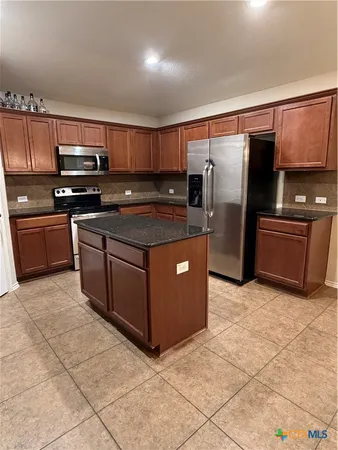 $1,850 | 647 Tom Kemp Drive, New Braunfels, TX 78130