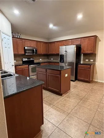 $1,850 | 647 Tom Kemp Drive, New Braunfels, TX 78130