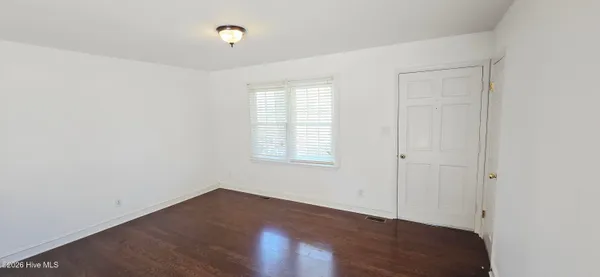 $220,000 | 6529 Dogwood Lane, Grifton, NC 28530