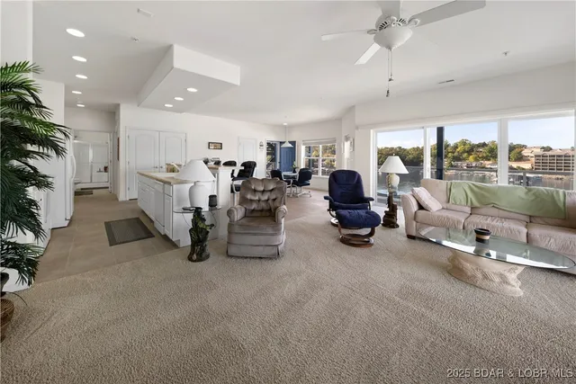 $589,000 | 183 Upper Monarch Cove Drive, Unit 3A, Lake Ozark, MO 65049