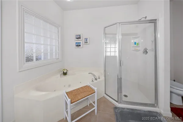 $589,000 | 183 Upper Monarch Cove Drive, Unit 3A, Lake Ozark, MO 65049