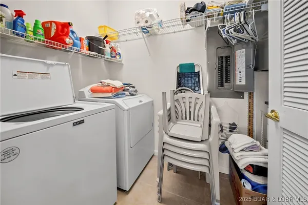 $589,000 | 183 Upper Monarch Cove Drive, Unit 3A, Lake Ozark, MO 65049