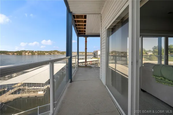 $589,000 | 183 Upper Monarch Cove Drive, Unit 3A, Lake Ozark, MO 65049