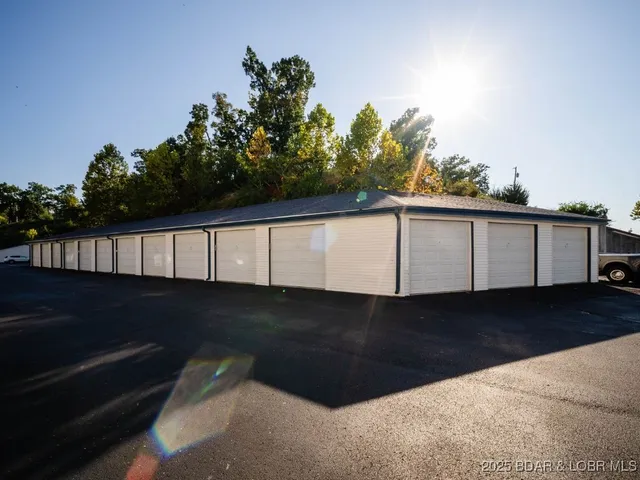 $589,000 | 183 Upper Monarch Cove Drive, Unit 3A, Lake Ozark, MO 65049