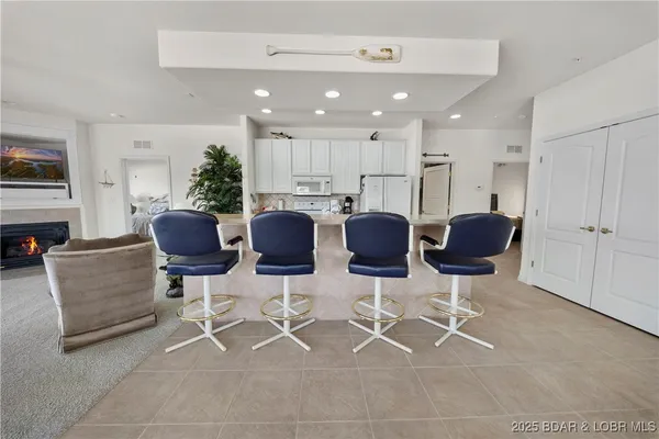 $589,000 | 183 Upper Monarch Cove Drive, Unit 3A, Lake Ozark, MO 65049