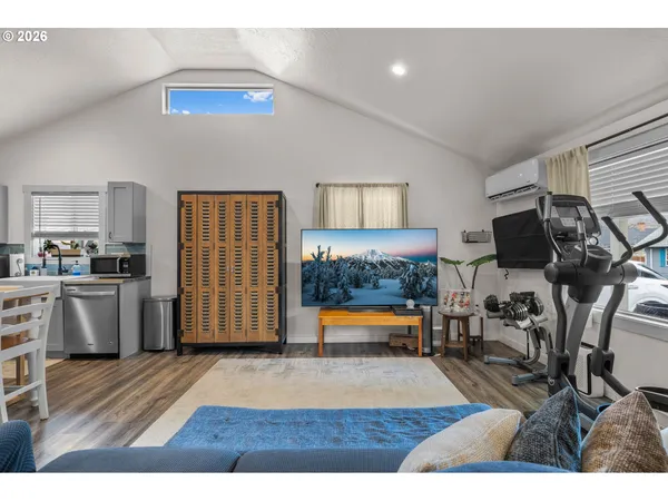 $245,000 | 242 Northwest 1st Avenue, John Day, OR 97845