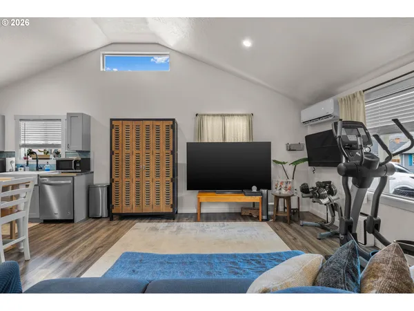 $245,000 | 242 Northwest 1st Avenue, John Day, OR 97845