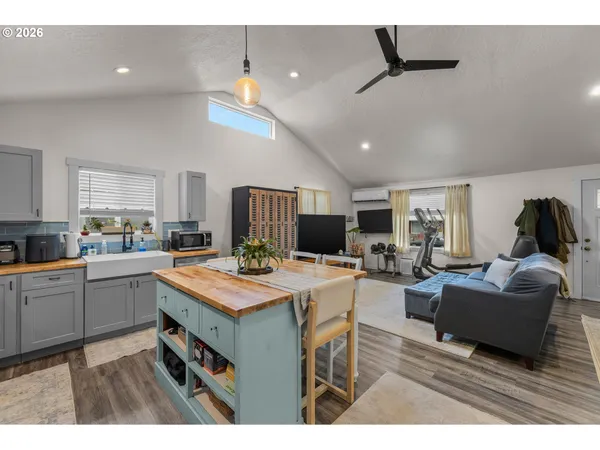 $245,000 | 242 Northwest 1st Avenue, John Day, OR 97845