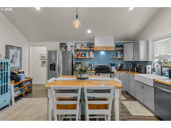 $245,000 | 242 Northwest 1st Avenue, John Day, OR 97845