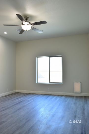 152 Rainshadow Court Ridgecrest, CA 93555 - Photo 15 of 35 Gallery Image 15