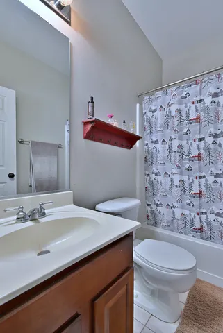 $510,000 | 377 Geneva Lane, Cary, IL 60013