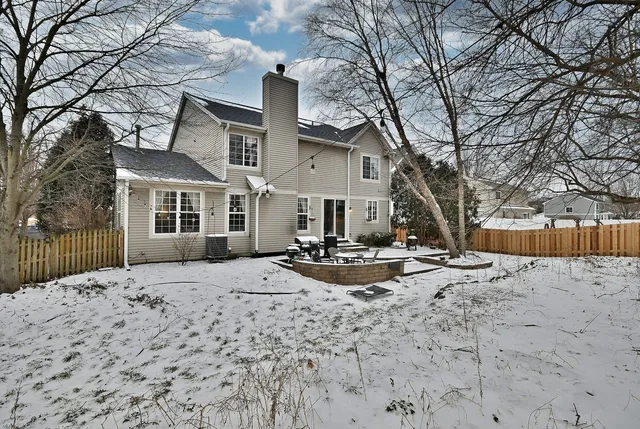 $510,000 | 377 Geneva Lane, Cary, IL 60013