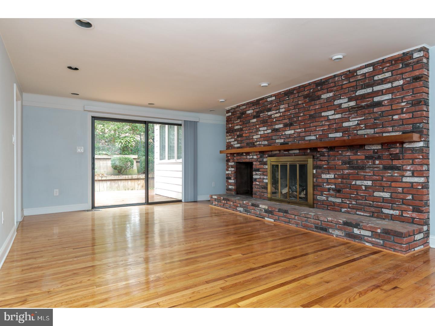 1262 Charleston Road Cherry Hill, NJ 08034 - Photo 23 of 25 Gallery Image 23