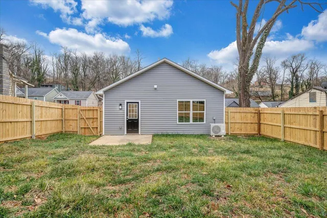 $205,000 | 1424 Varnell Avenue Northeast, Roanoke, VA 24012