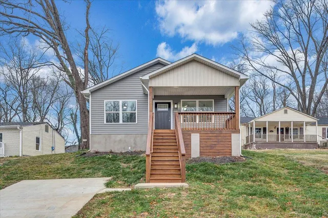 $205,000 | 1424 Varnell Avenue Northeast, Roanoke, VA 24012