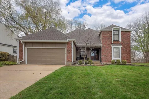 $500,000 | 12704 West 117th Street, Overland Park, KS 66210