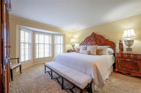 $500,000 | 12704 West 117th Street, Overland Park, KS 66210