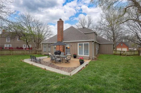 $500,000 | 12704 West 117th Street, Overland Park, KS 66210