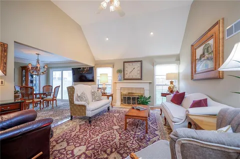 $500,000 | 12704 West 117th Street, Overland Park, KS 66210