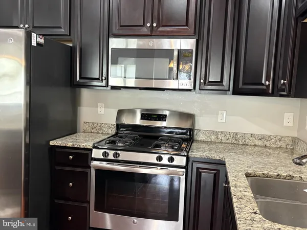 $3,103 | 88 Sundance Drive, Hamilton, NJ 08619