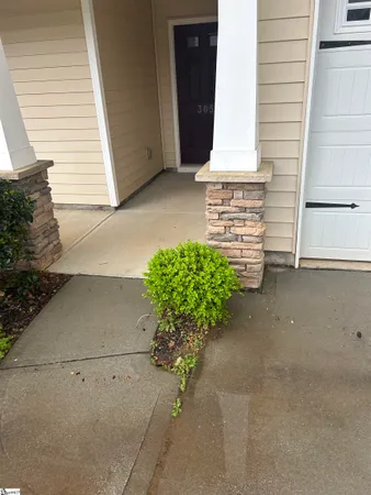 $1,525 | 305 Engelmann Lane, Simpsonville, SC 29680