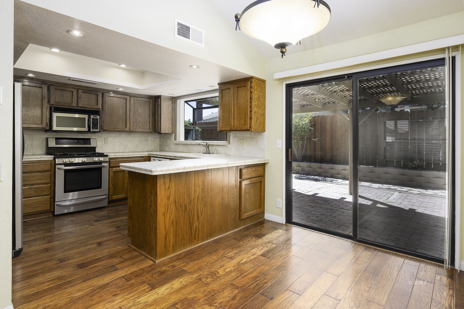 407 Mt Rainier Place Ridgecrest, CA 93555 - Photo 9 of 41 Gallery Image 9