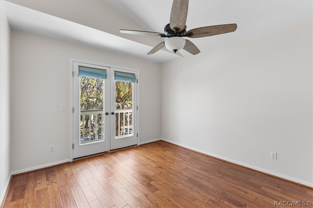 43 64th Street Yankeetown, FL 34498 - Photo 25 of 41 Bedroom 3