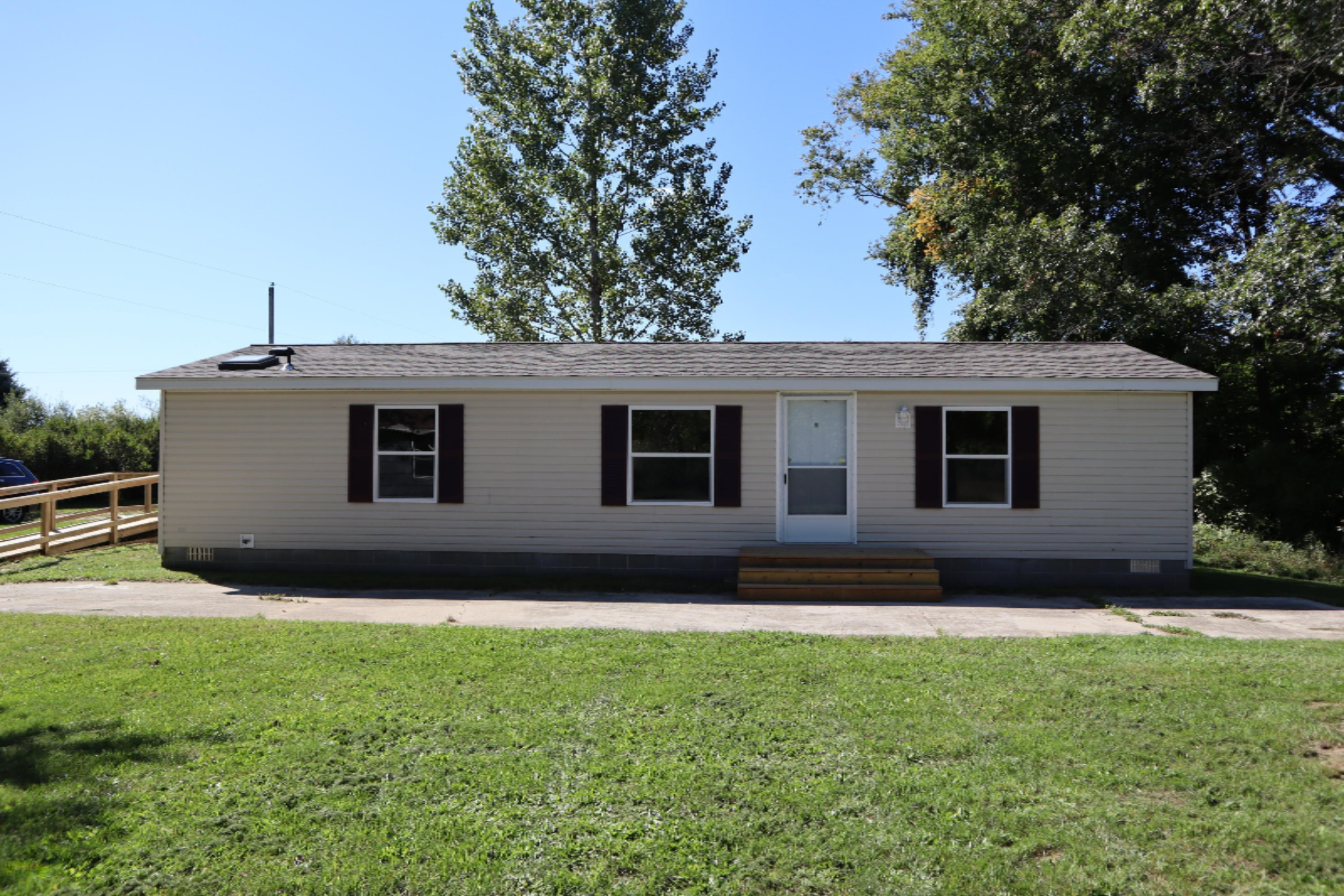 10050 South Maple Island Road Holton, MI 49425 - Photo 1 of 12 IMG_2661