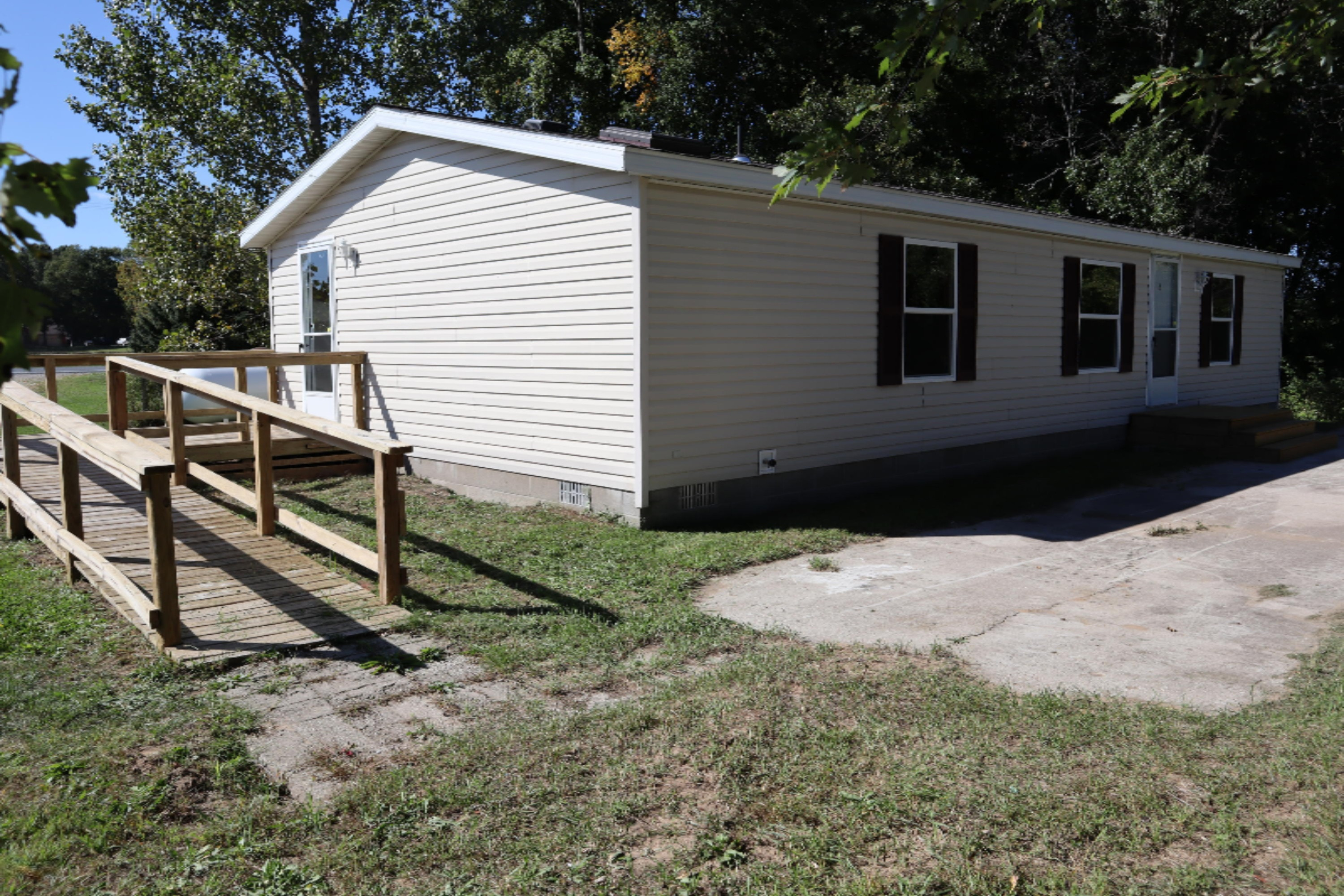 10050 South Maple Island Road Holton, MI 49425 - Photo 2 of 12 IMG_2665