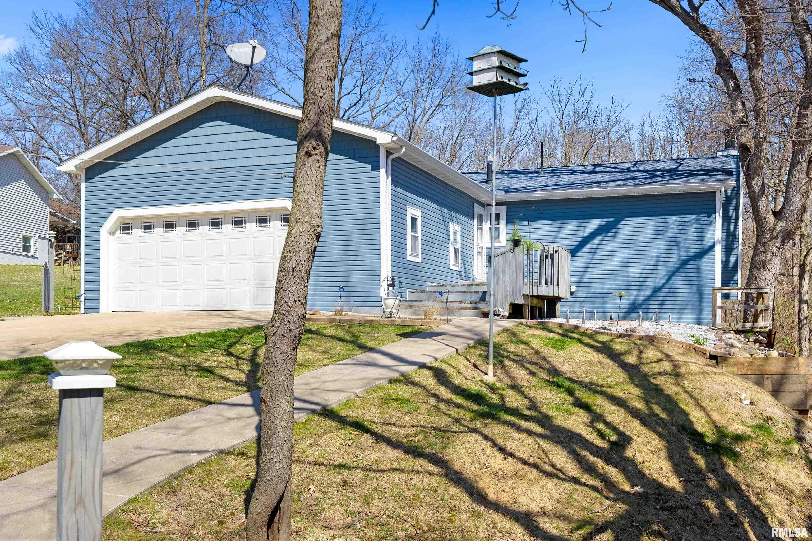 45 Roxbury Road Mackinaw, IL 61755 - Photo 1 of 40