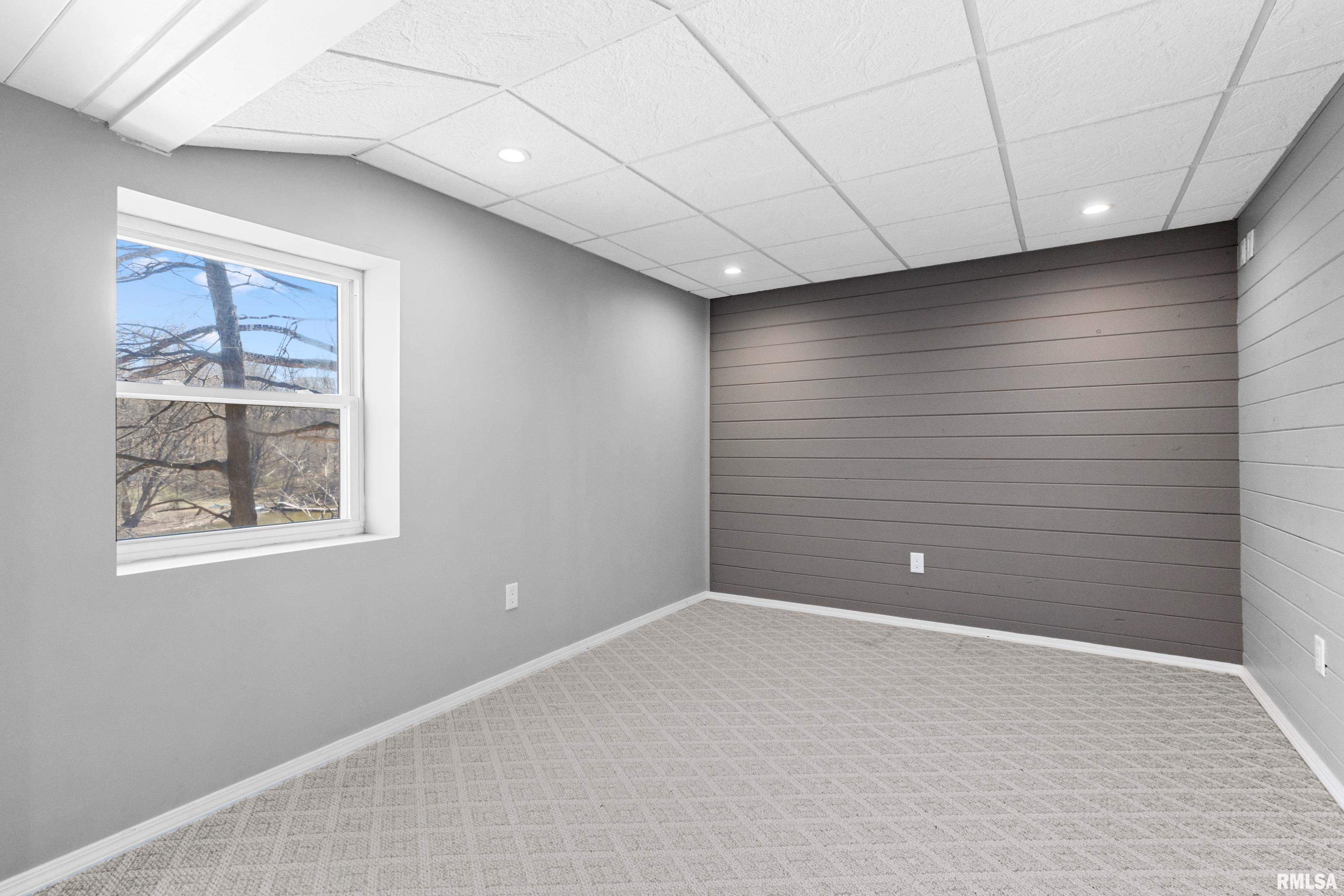45 Roxbury Road Mackinaw, IL 61755 - Photo 33 of 40